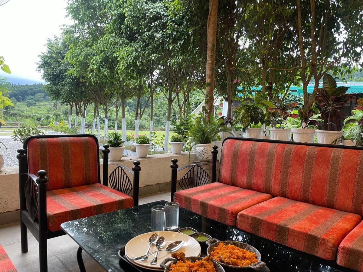 Saraiville- Luxury Riverside Cottages Dehradun Buitenkant foto