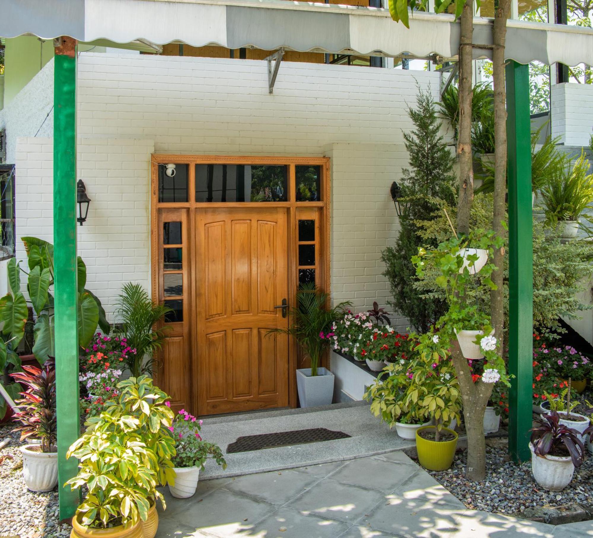 Saraiville- Luxury Riverside Cottages Dehradun Buitenkant foto