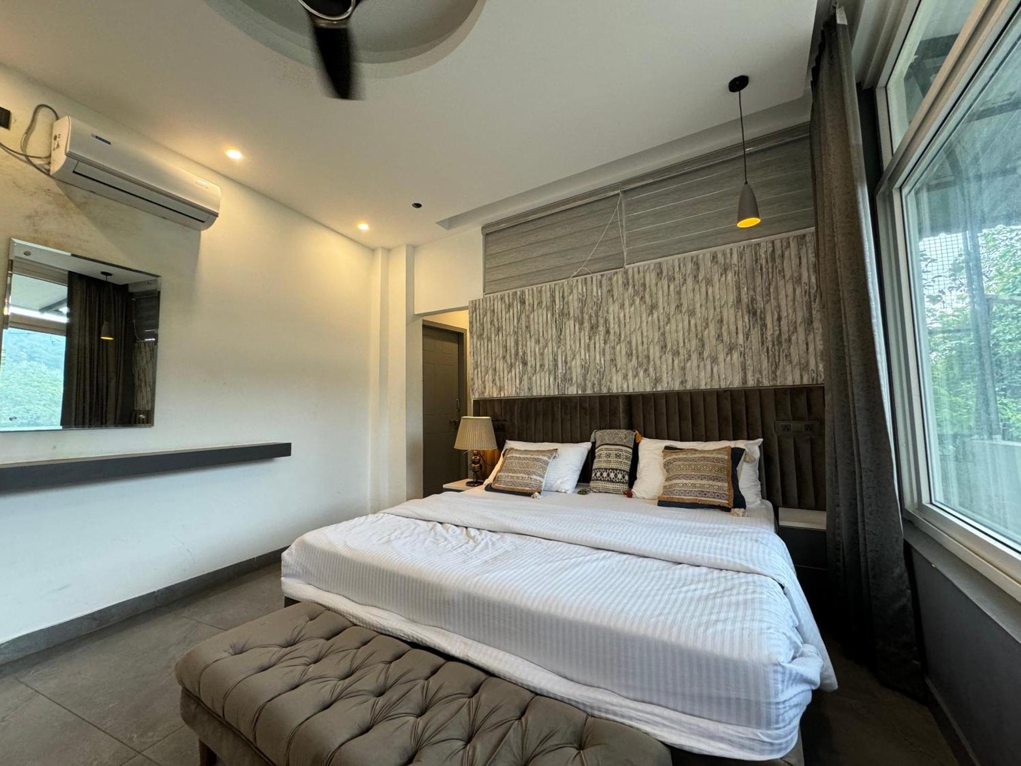Saraiville- Luxury Riverside Cottages Dehradun Buitenkant foto