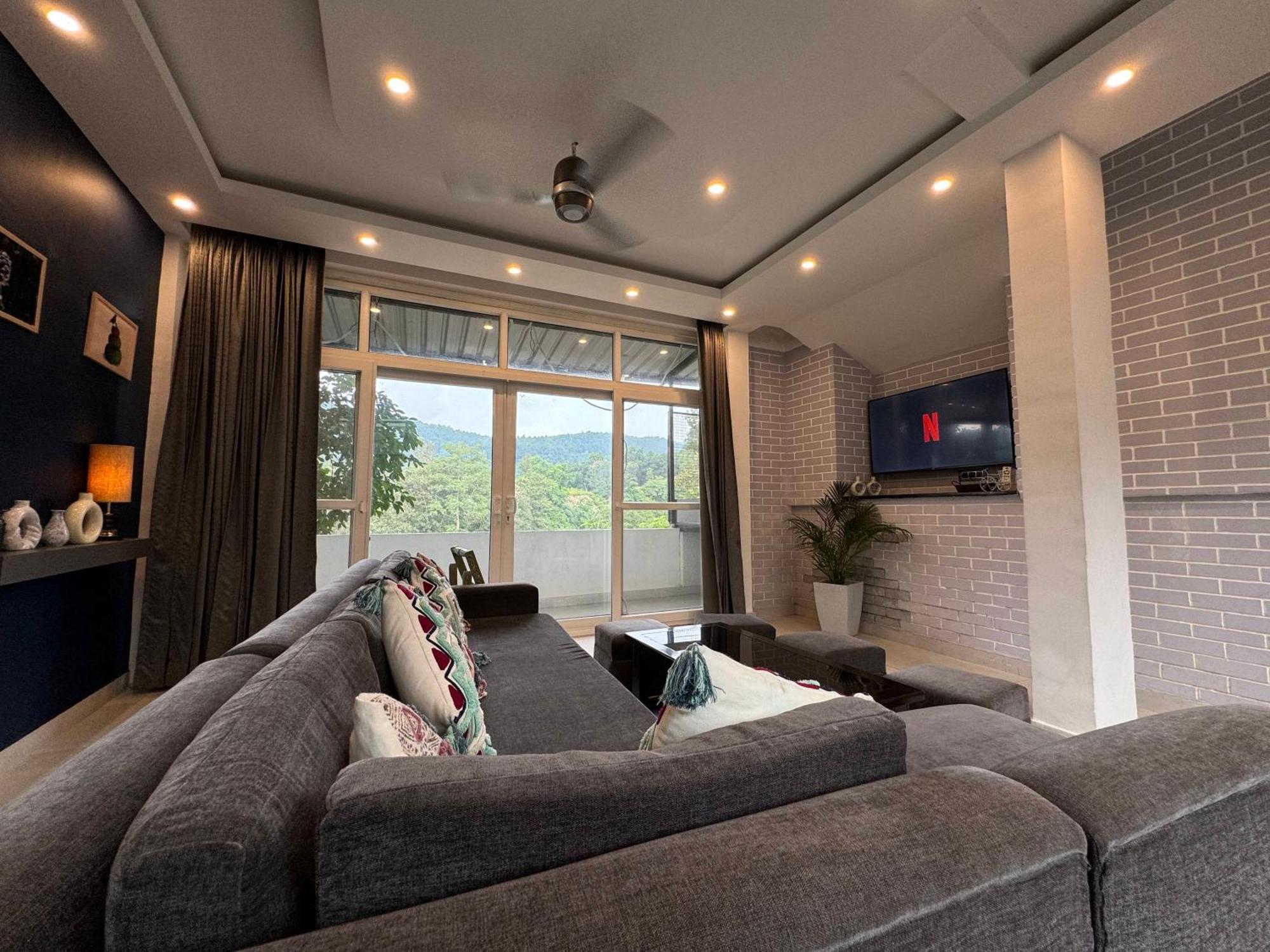 Saraiville- Luxury Riverside Cottages Dehradun Buitenkant foto