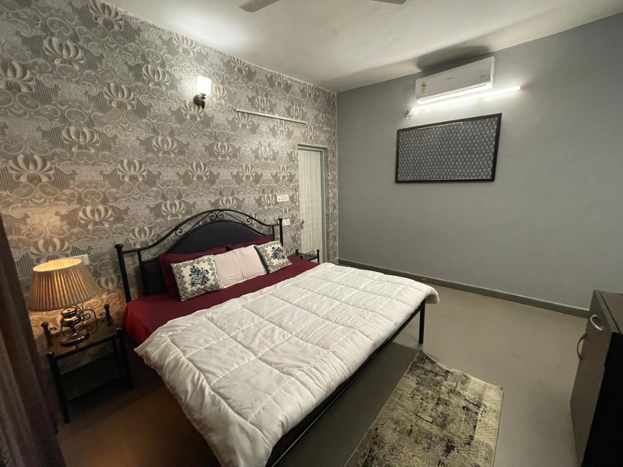 Saraiville- Luxury Riverside Cottages Dehradun Buitenkant foto